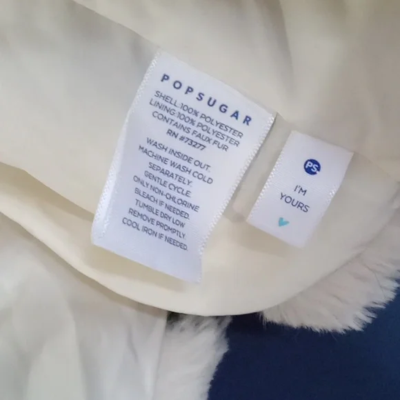 - Euc  Pop Sugar fluffy cropped cream color black stars coat XS - Picture 7 of 7